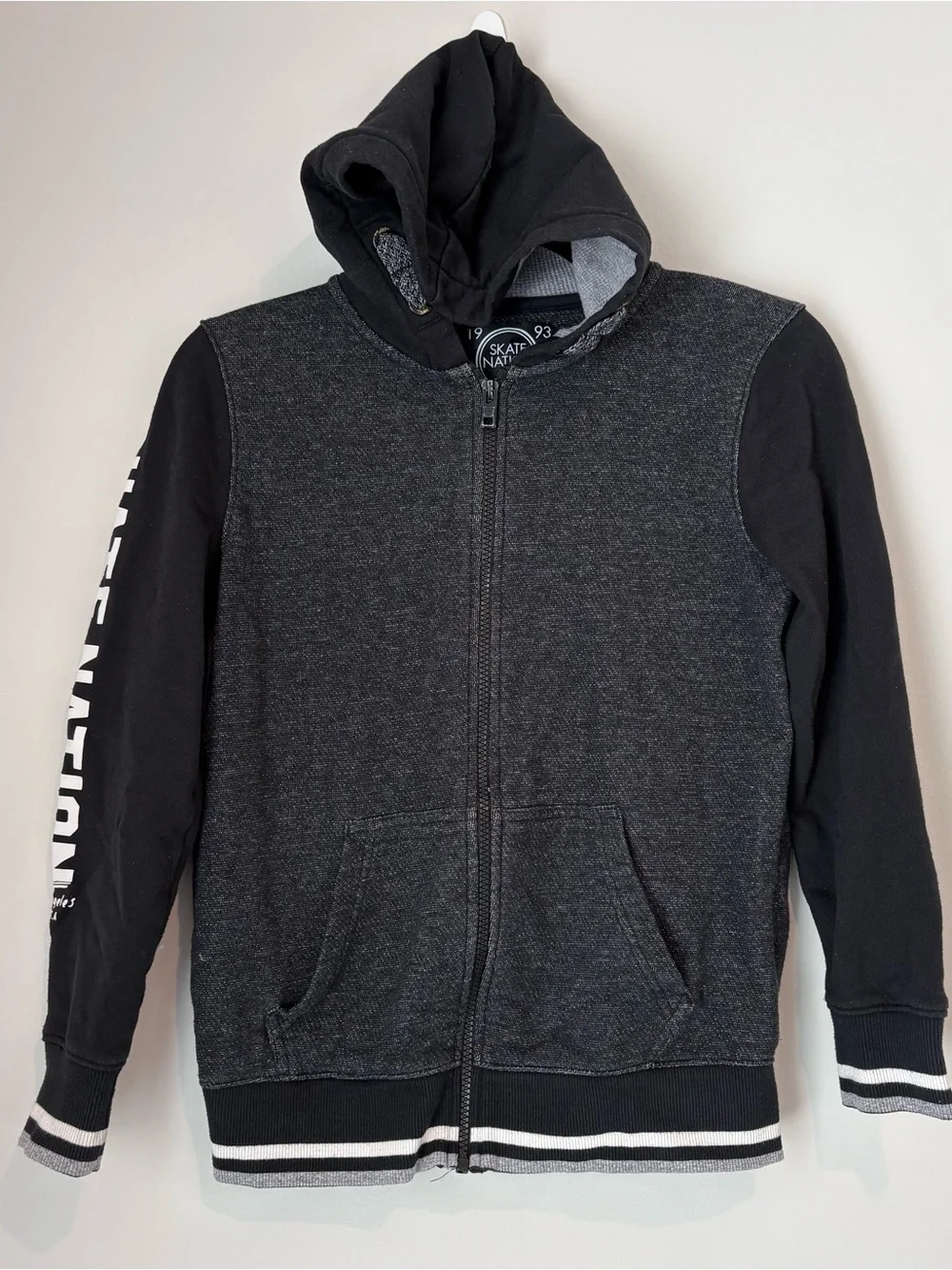 Boys Skate Nation Full-Zip Varsity Hoodie sz youth medium 146/152